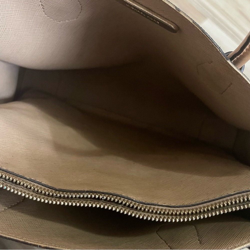 Michael Kors Brown and Tan Shoulder Bag with Structured Design - Picture 12 of 13